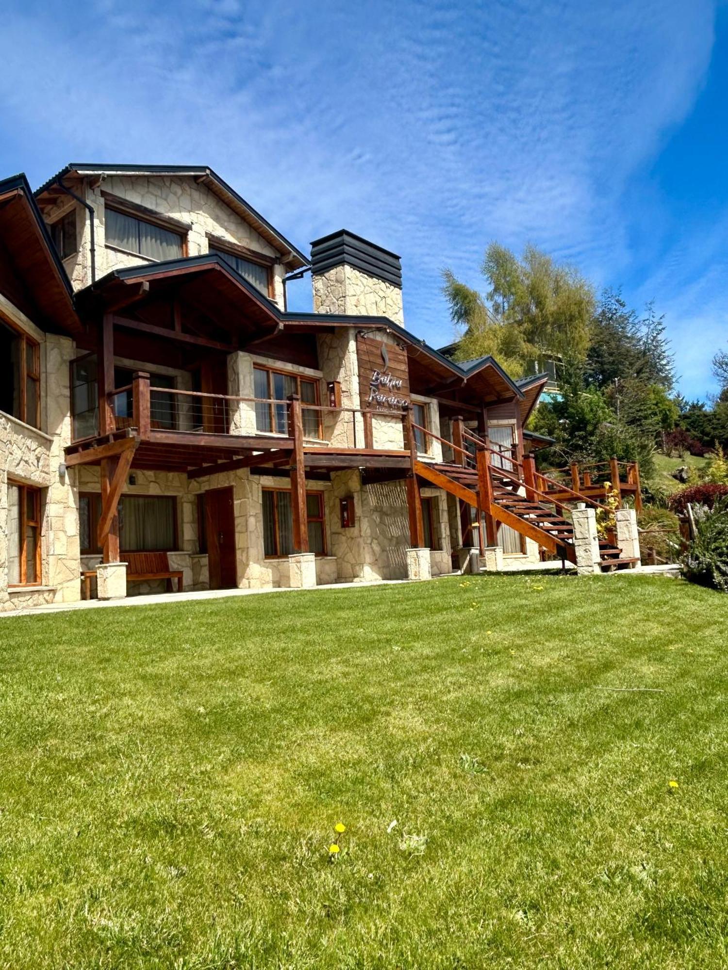 Bahia Paraiso Apart & Suites Сан-Карлос-де-Барілоче Екстер'єр фото