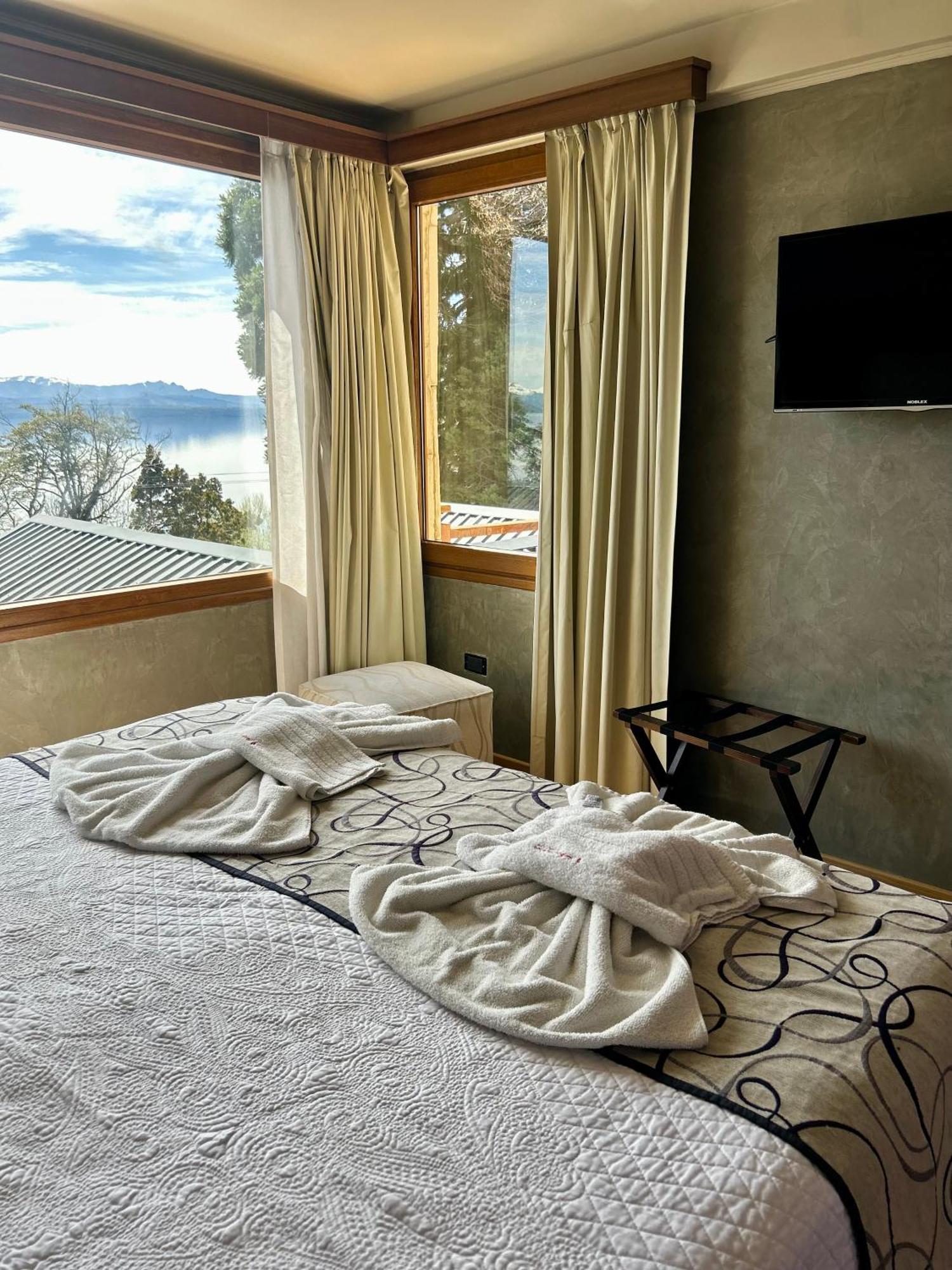 Bahia Paraiso Apart & Suites Сан-Карлос-де-Барілоче Екстер'єр фото