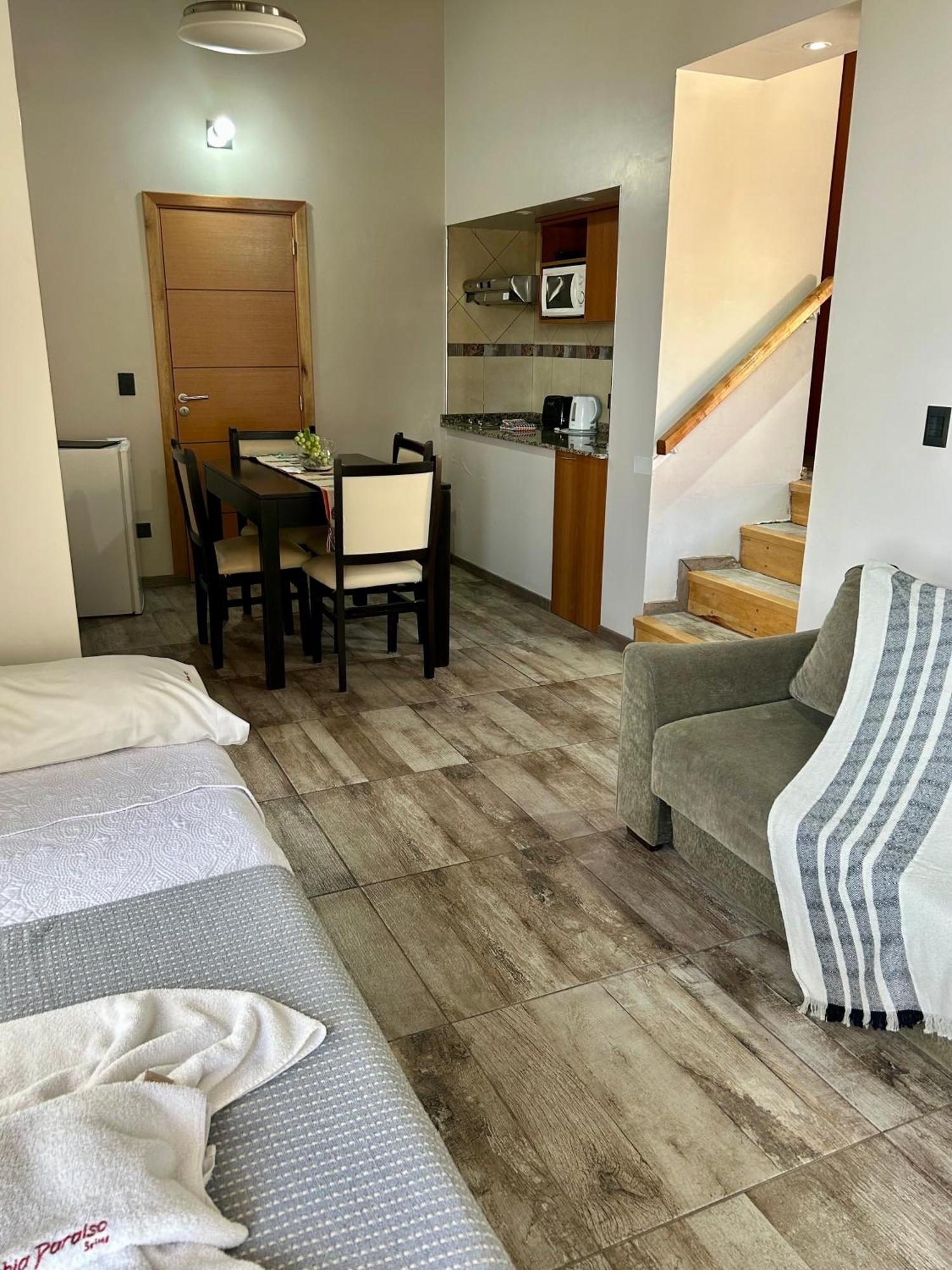 Bahia Paraiso Apart & Suites Сан-Карлос-де-Барілоче Екстер'єр фото
