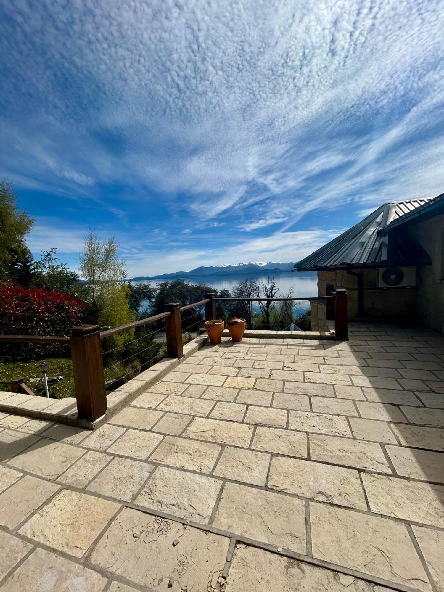 Bahia Paraiso Apart & Suites Сан-Карлос-де-Барілоче Екстер'єр фото