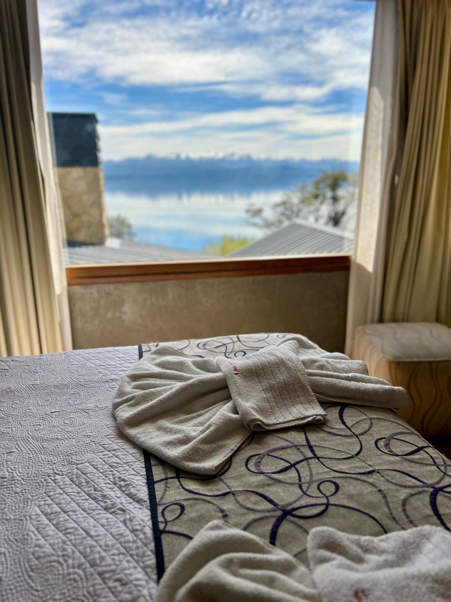 Bahia Paraiso Apart & Suites Сан-Карлос-де-Барілоче Екстер'єр фото