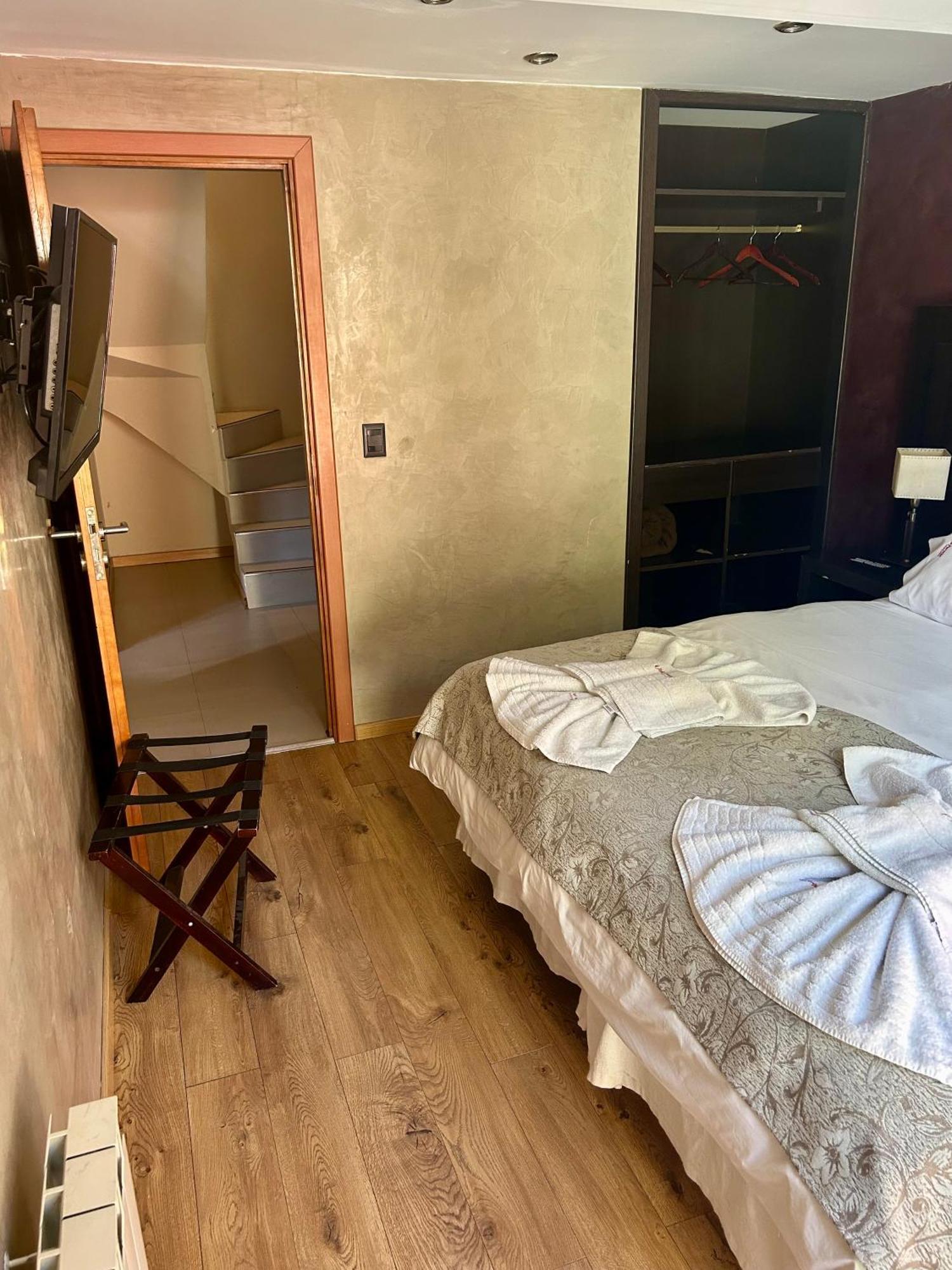 Bahia Paraiso Apart & Suites Сан-Карлос-де-Барілоче Екстер'єр фото